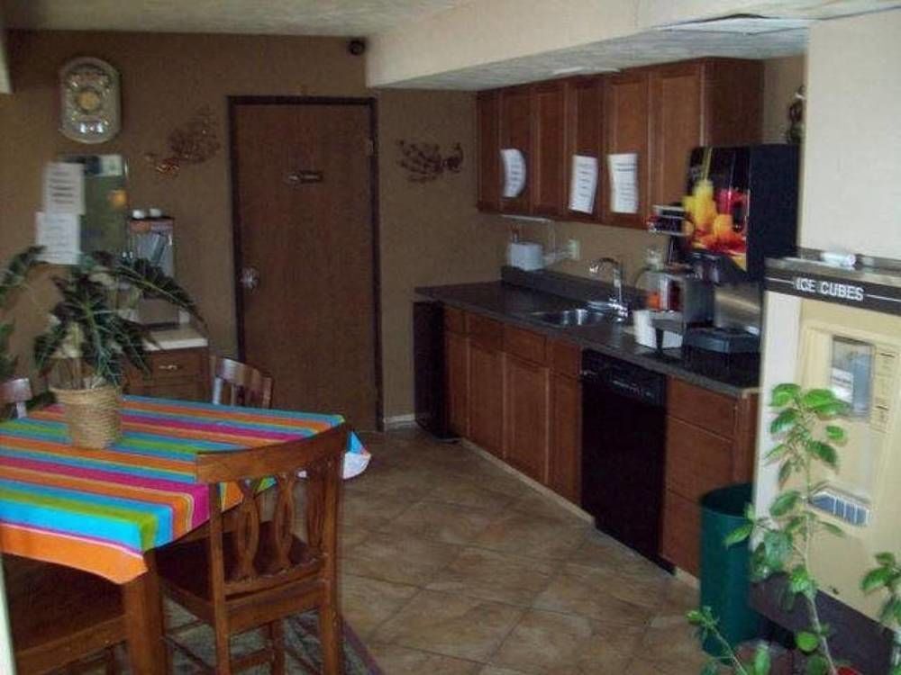 Lyons Inn 외부 사진